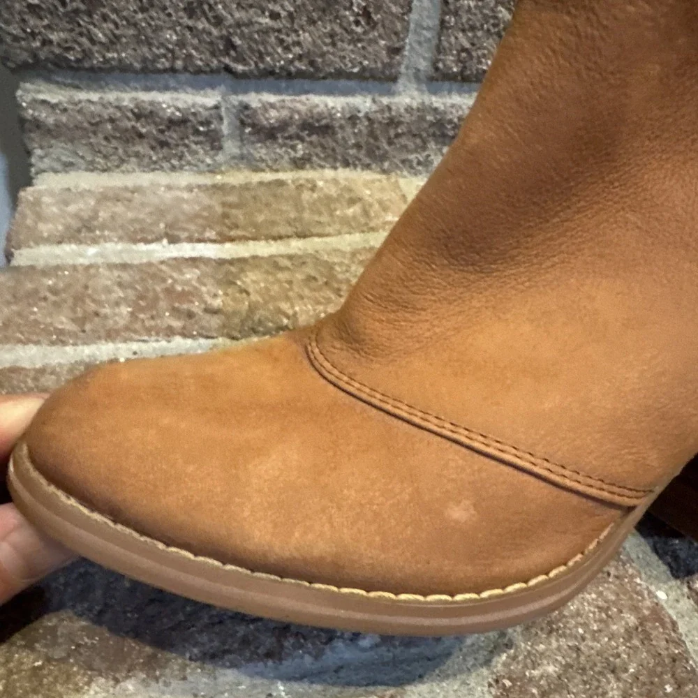 Gianni Bini Boots Womens 6.5M Ankle Booties Heel Side Zip Brown Leather Round